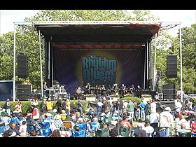 Large outdoor portable stage